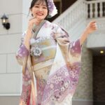 紫のグラデーションを優美に着こなして