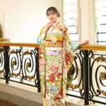 精緻に染められた友禅の逸品