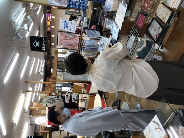 風呂敷をエコバッグに！