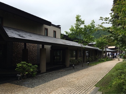 北海道 苫小牧市の野村呉服店様への新店舗視察に行ってまいりました